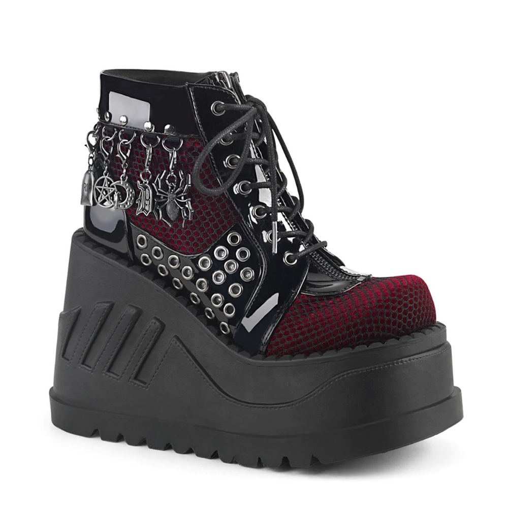 Demonia STOMP-18